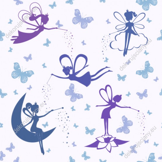 Wizualizacja tapety na ścianę do pokoju dziecięcego z motywem magicznym. Tapeta w niebieskie i fioletowe, magiczne wróżki i motyle, na fioletowym tle.