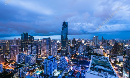 Wzornik fototapety z widokiem na nowoczesne budynki i wieżowce Bangkoku, w niebieskich barwach, Tajlandia. Fototapeta do pokoju dziennego, młodzieżowego, sypialni, salonu, biura, gabinetu, przedpokoju i jadalni.