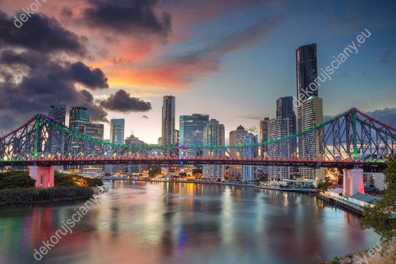 Wzornik fototapety z widokiem na most Story Bridge a w tle panorama miasta Brisbane w Australii. Fototapeta do pokoju dziennego, młodzieżowego, sypialni, salonu, biura, gabinetu, przedpokoju i jadalni.