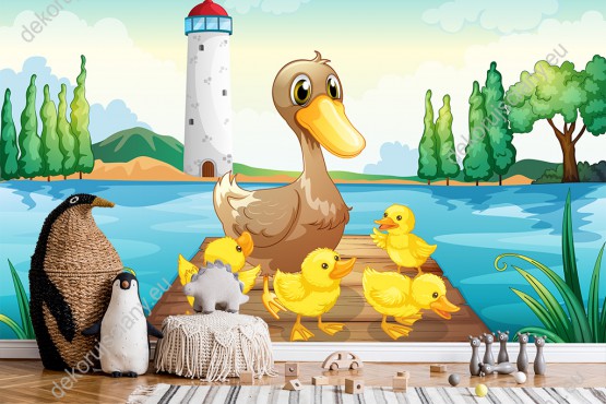 Wizualizacja fototapety do pokoju dziecięcego z rodziną kaczek spacerujących po pomoście nad jeziorem.