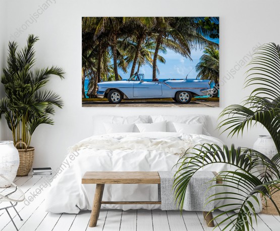 Wizualizacja obrazu z amerykańskim, samochodem retro zaparkowanym przy plaży na Kubie. Obraz do pokoju młodzieżowego, sypialni, salonu, pokoju dziennego, gabinetu, biura.