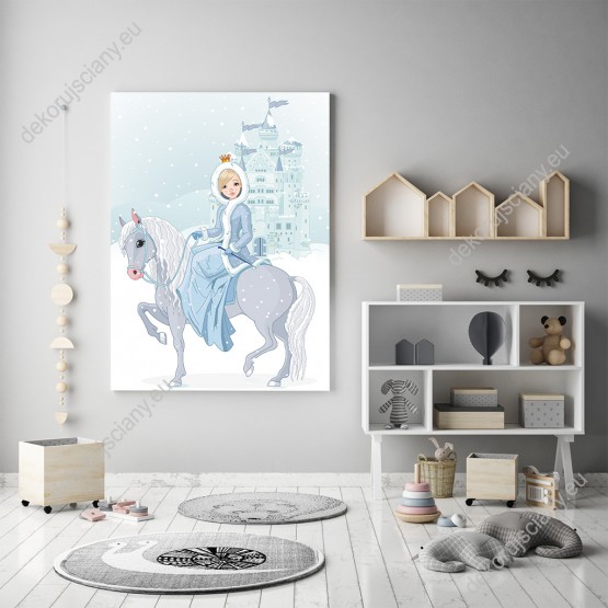 Wizualizacja obrazu w zimowej aurze z piękną księżniczką jadącą na koniu wśród śniegu, na tle zamku. Obraz do pokoju dziecięcego.
