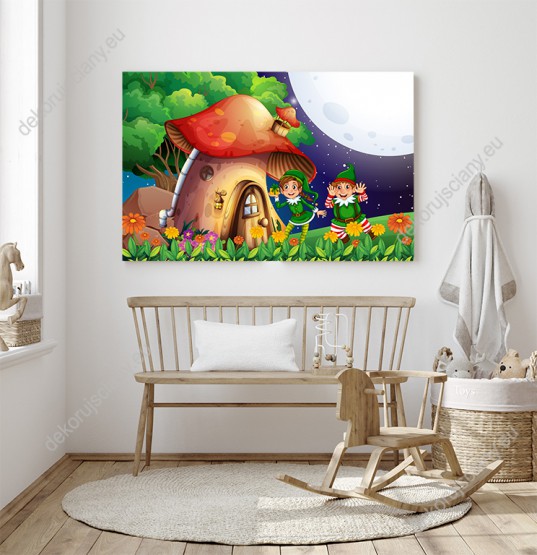 Wizualizacja obrazu do pokoju dziecięcego z dwoma psotnymi elfami przy grzybowym domku.