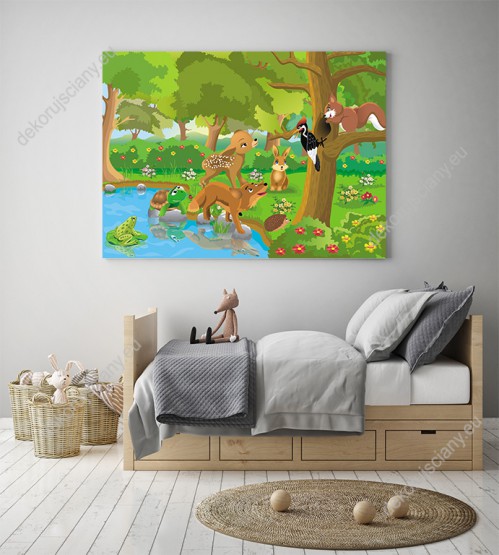Wizualizacja obrazu do pokoju dziecięcego z zaprzyjaźnionymi zwierzętami: wiewiórką, sarną, lisem, jeżem, żółwiem, żabą, dzięciołem i królikiem, w zielonym lesie.