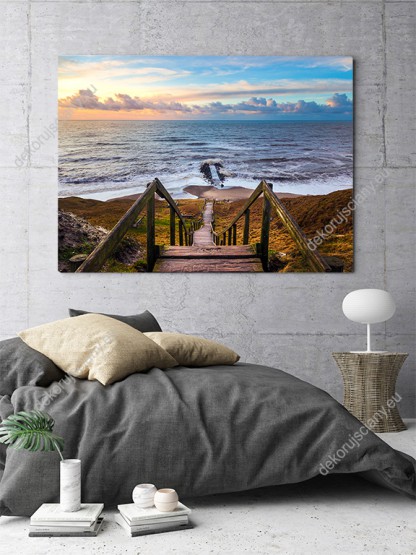 Wizualizacja obrazu z widokiem drewnianych schodów prowadzących na nadmorską plażę. Obraz do pokoju dziennego, sypialni, salonu, gabinetu, biura, przedpokoju i jadalni.