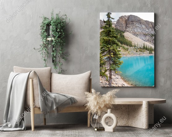 Wizualizacja obrazu z widokiem na lazurowe jezioro otoczone kanadyjskimi górami. Obraz do pokoju dziennego, sypialni, salonu, gabinetu, biura, przedpokoju i jadalni.