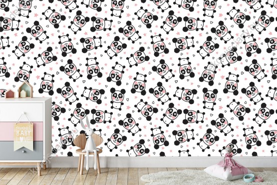 Wizualizacja tapety na ścianę do pokoju dziecięcego w stylu skandynawskim. Tapeta przedstawia wesołe, czarno-białe misie panda z różowymi policzkami. Białe tło tapety uzupełniają serduszka i gwiazdy.