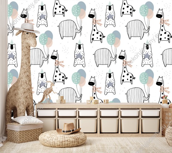 Wizualizacja tapety na ścianę do pokoju dziecięcego w stylu skandynawskim. Tapeta przedstawia czarno-białe żyrafy, misie  słonie z balonami w pastelowych kolorach.