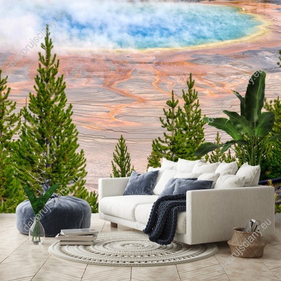 Wizualizacja fototapety z widokiem na gorące źródła oraz zielone rośliny w Parku Narodowym Yellowstone w USA. Fototapeta do pokoju dziennego, salonu, biura, gabinetu, sypialni, przedpokoju i jadalni.
