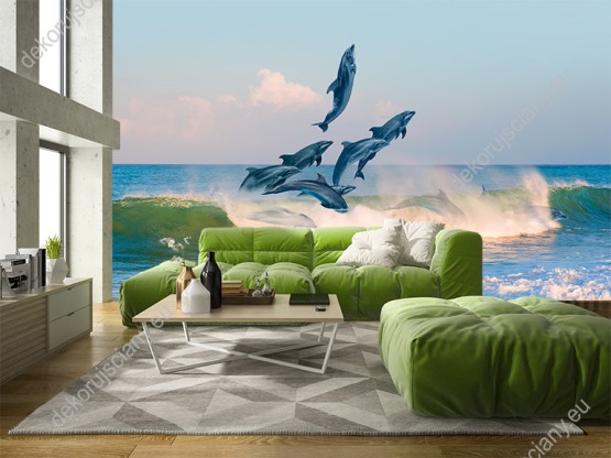 Wizualizacja fototapety do pokoju dziennego, dziecięcego, młodzieżowego, sypialni, salonu, biura. Fototapeta przedstawia delfiny skaczące nad wodami oceanu.