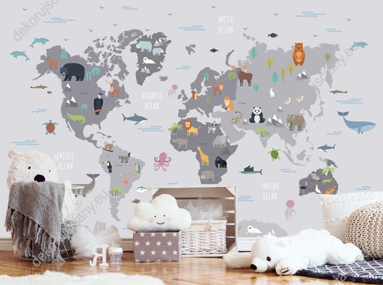 Wizualizacja fototapety do pokoju dziecięcego i młodzieżowego z mapą świata w odcieniach szarości z kolorowymi zwierzętami wszystkich kontynentów.