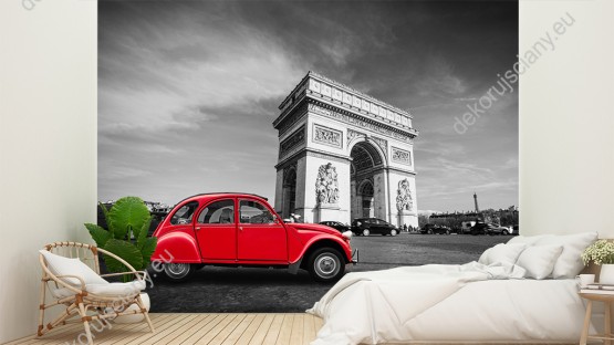 Wizualizacja fototapety przedstawia czerwony samochód-garbus na ulicach Paryża z Łukiem Triumfalnym w tle. Fototapeta do pokoju dziennego, młodzieżowego, salonu, biura, gabinetu, sypialni, przedpokoju i jadalni.