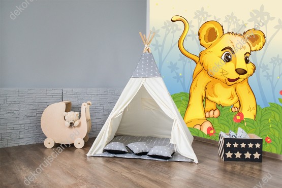 Wizualizacja fototapety do pokoju dziecięcego z małym, wesołym lwem, przyszłym królem dżungli.