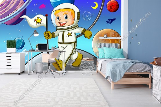 Wizualizacja fototapety do pokoju dziecięcego z małym astronautą, kroczącym wśród kolorowych planet.