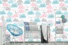 Wizualizacja tapety na ścianę do pokoju dziecięcego. Tapeta w piękne, designerskie, pastelowe chmury z napisem hello baby, na białym tle.