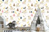 Wizualizacja tapety na ścianę do pokoju dziecięcego. Tapeta przedstawia, abstrakcyjny las, jelenie, drzewa i księżyce w kolorach brązowym, żółtym, różowym i czarnym, na białym tle.