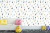 Wizualizacja tapety do pokoju dziennego, dziecięcego, młodzieżowego, sypialni, salonu, przedpokoju, biura. Tapeta przedstawia spadające, niebieskie, złote i czarne krople deszczu, na białym tle.