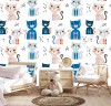 Wizualizacja tapety na ścianę do pokoju dziecięcego, w niebieskie, szare i beżowe, zamyślone koty, na białym tle.