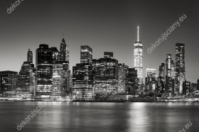 Wzornik czarnobiałej fototapety z widokiem na wieżowce Manhattanu w USA. Fototapeta do pokoju dziennego, młodzieżowego, salonu, biura, gabinetu, sypialni, przedpokoju i jadalni.