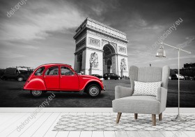 Wizualizacja fototapety przedstawia czerwony samochód-garbus na ulicach Paryża z Łukiem Triumfalnym w tle. Fototapeta do pokoju dziennego, młodzieżowego, salonu, biura, gabinetu, sypialni, przedpokoju i jadalni.