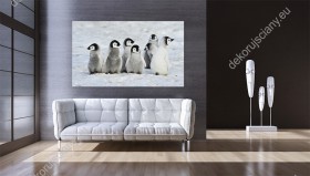 Wizualizacja obrazu w zimowym klimacie z widokiem na grupę małych pingwinów cesarskich. Obraz do pokoju dziennego, dziecięcego, młodzieżowego, sypialni, salonu, biura, gabinetu, przedpokoju i jadalni.